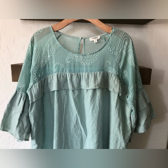 Umgee|Boho mint lace embroidered dress (or tunic top) with tiered ruffle sleeve• - Picture 3 of 13